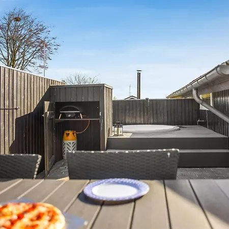 Uuno - 200m From The Sea By Interhome Holiday home